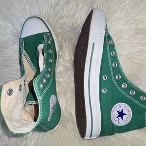 Green High-Top Coverse Chucks